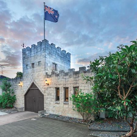 Unique Castle In Aucklandヴィラ エクステリア 写真