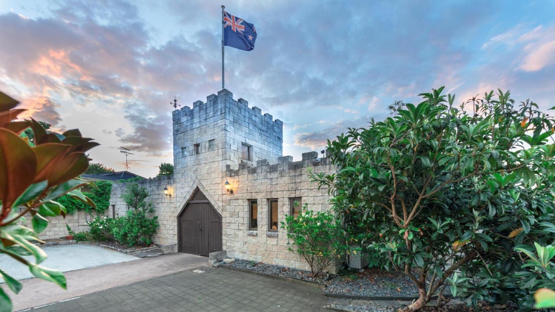 Unique Castle In Aucklandヴィラ エクステリア 写真