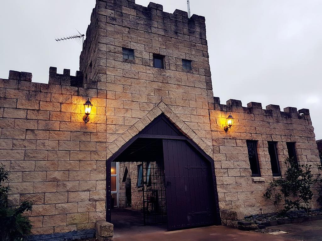 Unique Castle In Aucklandヴィラ エクステリア 写真